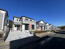 【東京都/町田市三輪緑山】町田市三輪緑山4丁目　新築戸建　Q号棟 建築中の外観