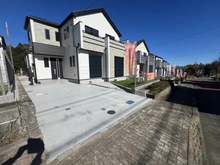 【東京都/町田市三輪緑山】町田市三輪緑山4丁目　新築戸建　S号棟 建築中の外観