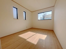 【東京都/町田市三輪緑山】町田市三輪緑山4丁目　新築戸建　B号棟／全8棟 洋室