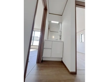 【東京都/町田市三輪緑山】町田市三輪緑山4丁目　新築戸建　A号棟／全8棟 2階洗面台
