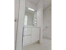 【東京都/町田市三輪緑山】町田市三輪緑山4丁目　新築戸建　F号棟／全8棟 2階洗面台