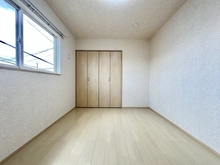 【千葉県/市川市大野町】市川市大野町一丁目　中古戸建 洋室