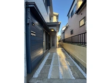 【千葉県/船橋市八木が谷】船橋市八木が谷1丁目　中古戸建 アプローチ