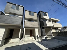 【埼玉県/和光市白子】和光市白子2丁目新築戸建 B号棟 外観：全３区画　中央