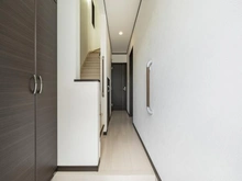 【神奈川県/川崎市中原区北谷町】川崎市中原区北谷町　中古戸建 玄関