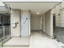 【神奈川県/川崎市中原区北谷町】川崎市中原区北谷町　中古戸建 玄関