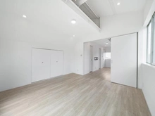 【東京都/世田谷区新町】世田谷区新町三丁目　賃貸併用住宅 洋室