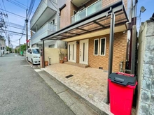 【東京都/世田谷区新町】世田谷区新町三丁目　賃貸併用住宅 玄関