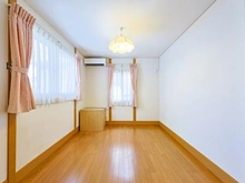 【神奈川県/川崎市中原区小杉御殿町】川崎市中原区小杉御殿町二丁目　中古戸建 洋室