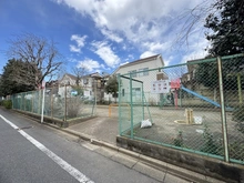 【東京都/小平市小川町】小平市小川町2丁目　住宅 小平市立会館下児童公園（現地より約10m）