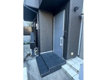 【東京都/葛飾区金町】葛飾区金町3丁目戸建＋共同住宅 玄関