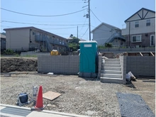 【神奈川県/横須賀市平作】コンフォート平作1丁目5号棟（新築分譲住宅） 建築中の外観