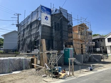 【神奈川県/横須賀市平作】コンフォート平作1丁目5号棟（新築分譲住宅） 建築中の外観