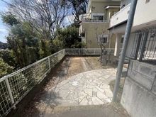 【大阪府/池田市綾羽】池田市綾羽二丁目中古戸建 駐車場