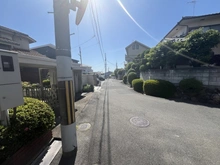 【大阪府/寝屋川市太秦緑が丘】寝屋川市太秦緑が丘　戸建 前面道路