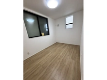 【東京都/練馬区大泉町】練馬区大泉町5丁目新築戸建・16号棟 洋室