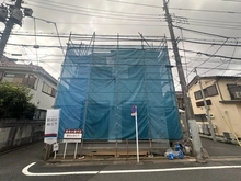【東京都/練馬区東大泉】練馬区東大泉3丁目新築戸建 建築中の外観
