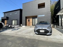 【埼玉県/上尾市大字小敷谷】上尾市大字小敷谷　中古戸建 駐車場
