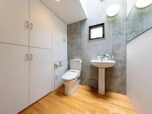 【埼玉県/さいたま市大宮区吉敷町】さいたま市大宮区吉敷町3丁目　中古戸建 洗面室：2階