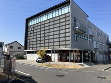 【東京都/日野市東豊田】日野市東豊田4丁目　中古戸建 銀座ウエスト工場直売所（現地より約2,500m）：直売のためお得な価格で洋菓子を購入可能