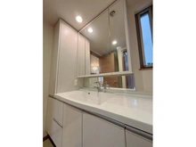 【大阪府/堺市堺区向陵西町】プラウドシーズン堺東・三国ヶ丘 洗面室
