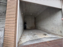 【神奈川県/横浜市中区西之谷町】中区西之谷町　中古戸建 駐車場