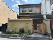 【京都府/京都市東山区大和大路通四条下る4丁目】京都市東山区大和大路通四条下る4丁目小松町　中古戸建 外観