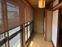 【京都府/京都市東山区大和大路通四条下る4丁目】京都市東山区大和大路通四条下る4丁目小松町　中古戸建 2階約12.0帖横広縁