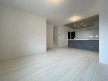 【神奈川県/横浜市旭区金が谷】横浜市旭区金が谷1丁目　新築戸建　3号棟（全3棟） LDK