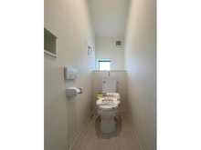 【神奈川県/横浜市旭区金が谷】横浜市旭区金が谷1丁目　新築戸建　3号棟（全3棟） トイレ