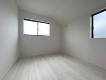 【神奈川県/横浜市旭区金が谷】横浜市旭区金が谷1丁目　新築戸建　3号棟（全3棟） 洋室：約６帖