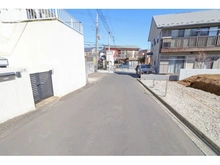 【神奈川県/横浜市泉区岡津町】横浜市泉区岡津町　新築戸建　2号棟（全2棟） 前面道路