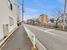 【神奈川県/横浜市西区岡野】横浜市西区岡野2丁目　中古戸建 前面道路