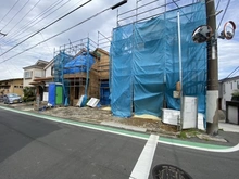 【神奈川県/横浜市南区中里】南区中里4丁目　新築戸建　2号棟 建築中の外観