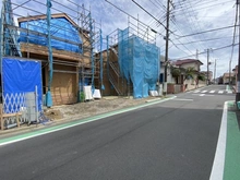 【神奈川県/横浜市南区中里】南区中里4丁目　新築戸建　2号棟 前面道路