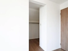 【神奈川県/横浜市南区中里】南区中里4丁目　新築戸建　2号棟 ウォークインクローゼット