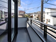 【神奈川県/横浜市南区中里】南区中里4丁目　新築戸建　2号棟 バルコニー