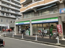 【神奈川県/横浜市瀬谷区相沢】瀬谷区相沢1丁目　中古戸建 ファミリーマート瀬谷駅北口店（現地より約210m）