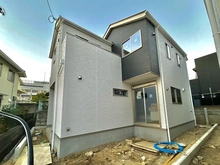 【兵庫県/伊丹市千僧】伊丹市千僧2期1号棟 建築中の外観