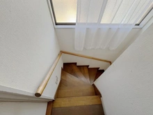 【千葉県/千葉市花見川区長作台】千葉市花見川区長作台二丁目　中古戸建 廊下