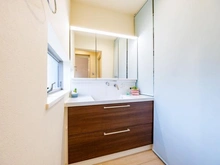 【埼玉県/さいたま市中央区大戸】さいたま市中央区大戸3丁目　戸建て 2階洗面所