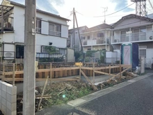 【埼玉県/さいたま市緑区大字中尾】さいたま市緑区大字中尾　新築戸建 建築中の外観