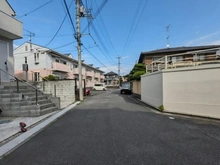 【埼玉県/さいたま市緑区松木】さいたま市緑区松木3丁目　中古戸建 前面道路：幅員：約6m