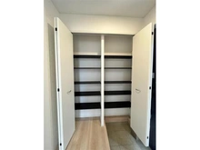 【埼玉県/川口市戸塚】川口市戸塚5丁目 2号棟 収納：玄関部分