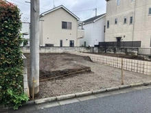 【埼玉県/さいたま市緑区大字中尾】さいたま市緑区大字中尾新築戸建A号棟 現地（建築前）：全2棟／左側