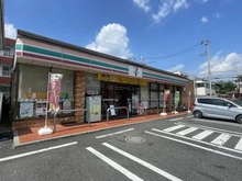 【埼玉県/さいたま市緑区東浦和】さいたま市緑区東浦和3丁目　中古戸建 セブン-イレブン東浦和3丁目店（現地より約440m）
