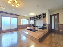 【埼玉県/さいたま市南区大谷場】さいたま市南区大谷場2丁目　中古戸建 リビング・ダイニング：2階部分(撮影年月：2026年8月)