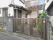 【東京都/世田谷区深沢】世田谷区深沢7丁目　戸建て（再建築不可） 玄関