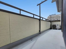 【埼玉県/さいたま市緑区大字大間木】さいたま市緑区大字大間木　中古戸建 バルコニー