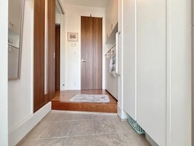 【埼玉県/蓮田市蓮田】蓮田市蓮田5丁目　中古住宅 玄関